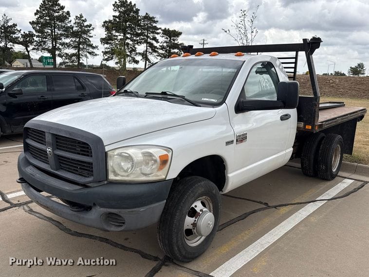 2009 Dodge Ram 3500 Equipment Image0