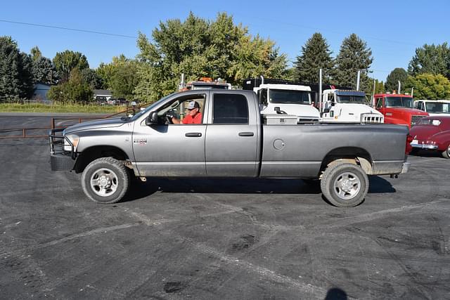 Image of Dodge Ram 3500HD equipment image 1