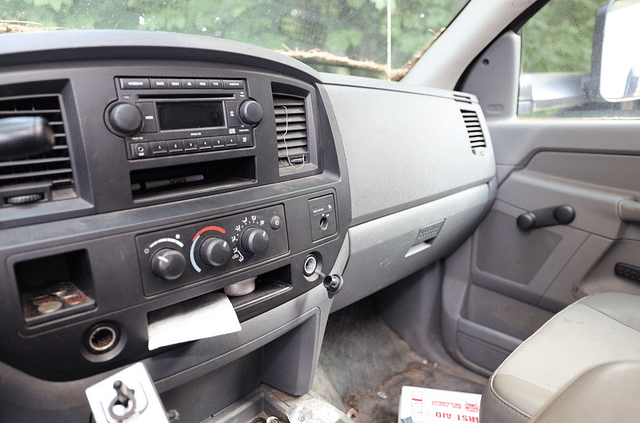 Image of Dodge Ram 3500HD equipment image 4