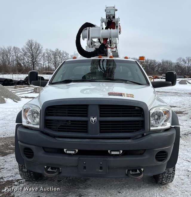 Image of Dodge Ram 5500 equipment image 1