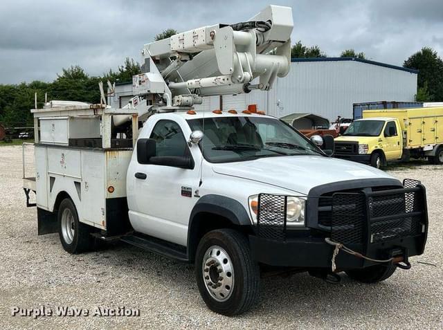 Image of Dodge Ram 5500 equipment image 2