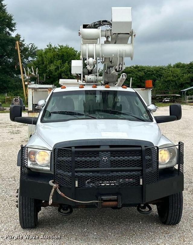 Image of Dodge Ram 5500 equipment image 1