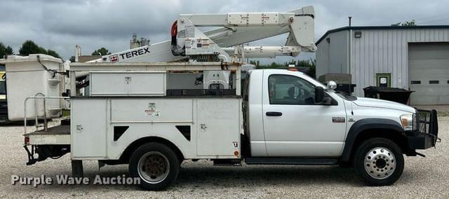 Image of Dodge Ram 5500 equipment image 3