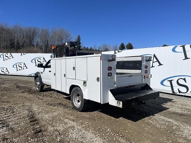 Image of Dodge Ram 5500 equipment image 2