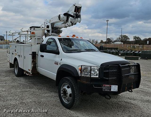 Image of Dodge Ram 5500HD equipment image 2