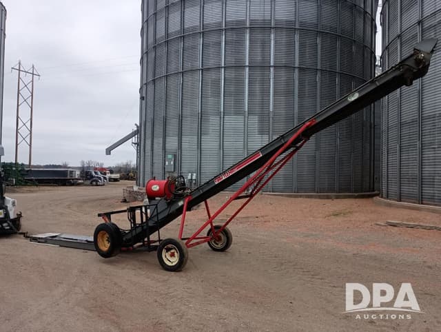 Image of Doyle Field Loder Belt Conveyor equipment image 1