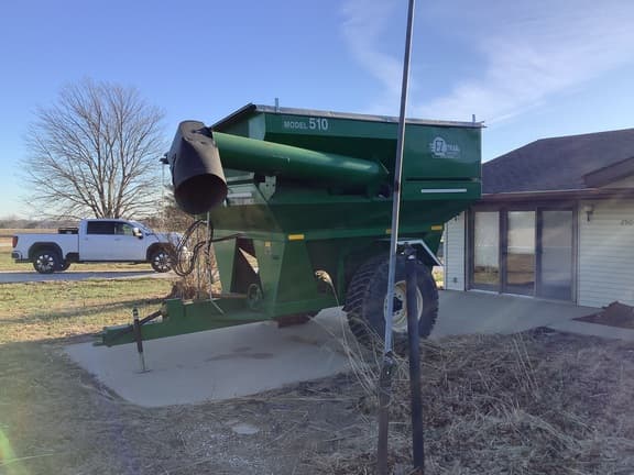 Image of E-Z Trail 510 equipment image 1