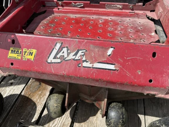 Image of Exmark Lazer Z equipment image 4