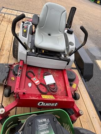 Image of Exmark QST22BE482 equipment image 2
