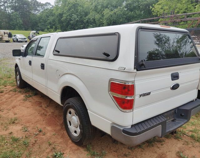 Image of Ford F-150 equipment image 1
