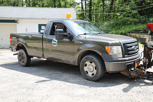 Image of Ford F-150 equipment image 1