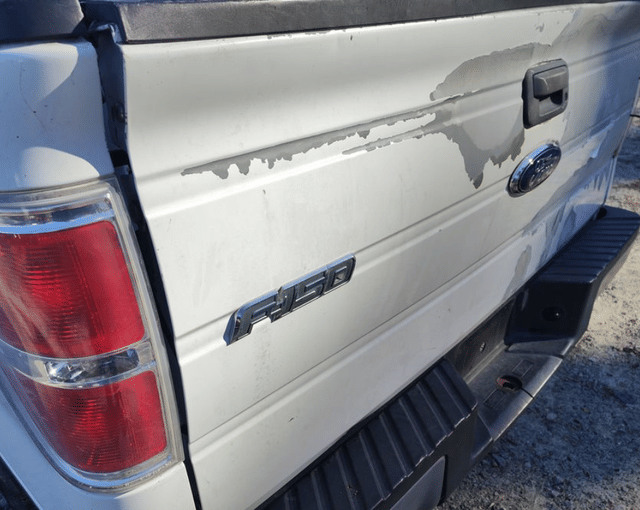 Image of Ford F-150 equipment image 3