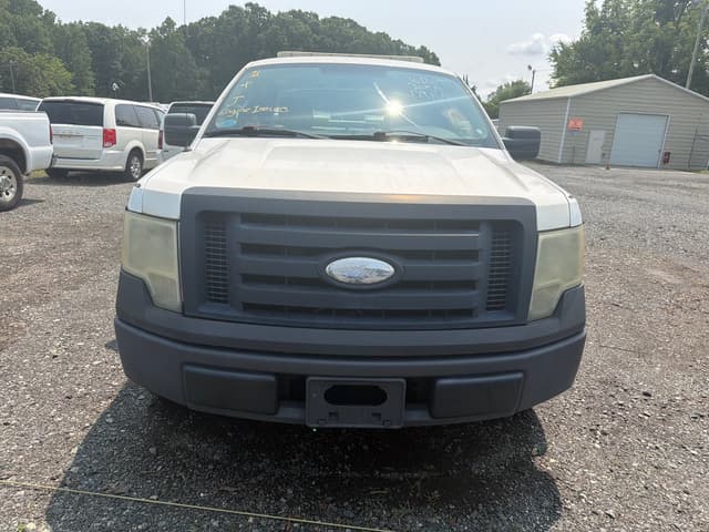 Image of Ford F-150 equipment image 2