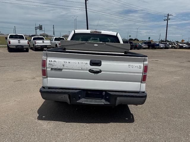 Image of Ford F-150 equipment image 4