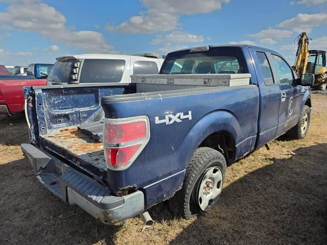 Image of Ford F-150 equipment image 4