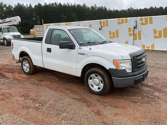 Image of Ford F-150 equipment image 2