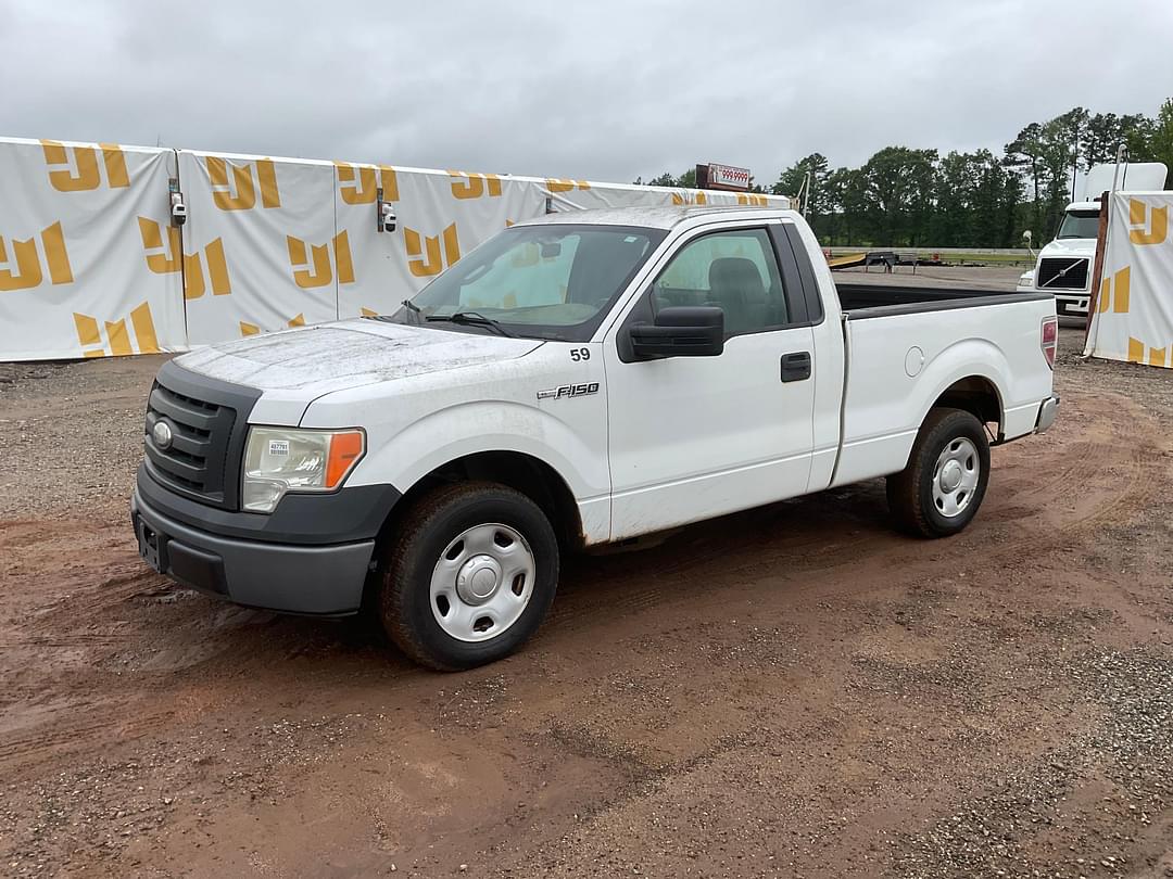 Image of Ford F-150 Primary image