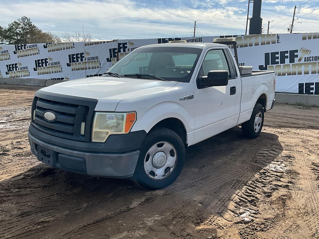 Image of Ford F-150 Primary image