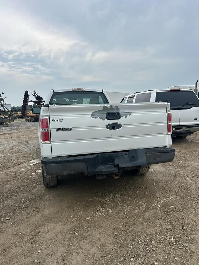 Image of Ford F-150 equipment image 2