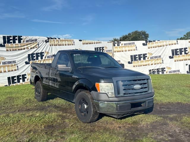 Image of Ford F-150 equipment image 2