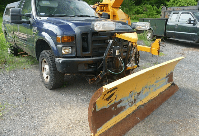 Image of Ford F-250 equipment image 3