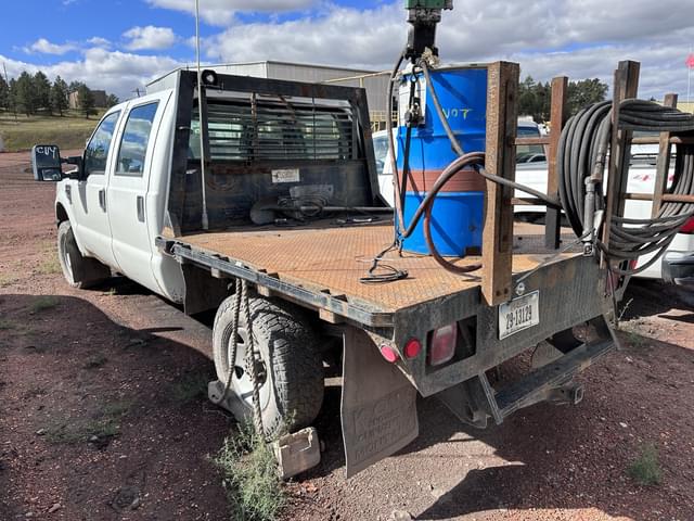 Image of Ford F-250 equipment image 3
