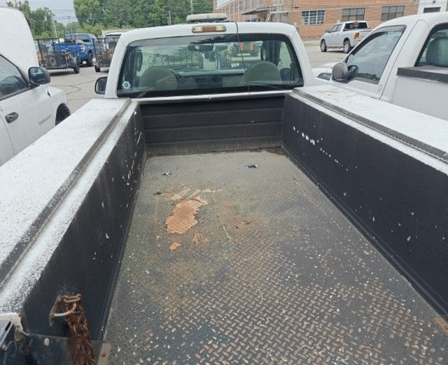 Image of Ford F-250 equipment image 3