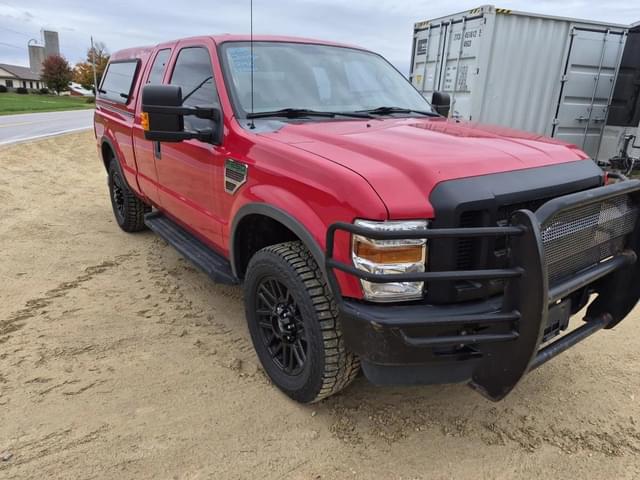 Image of Ford F-250 equipment image 4