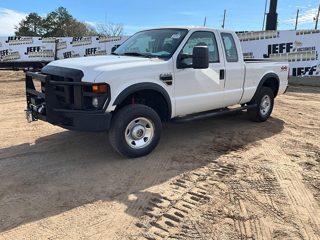 Image of Ford F-250 Primary image