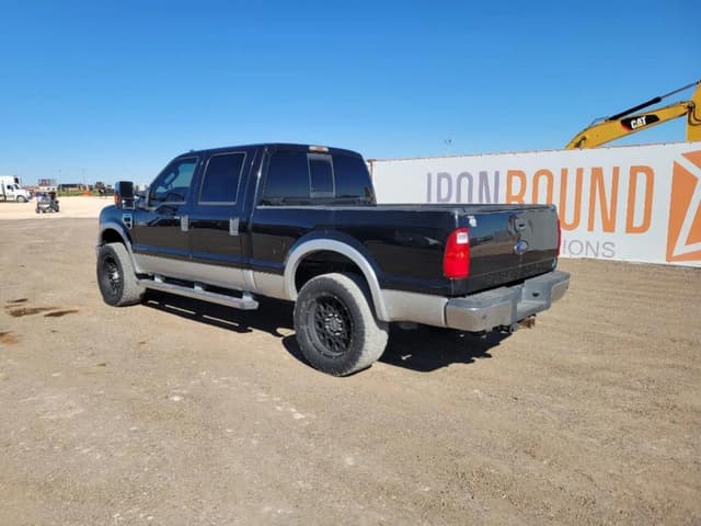 Image of Ford F-250 equipment image 2