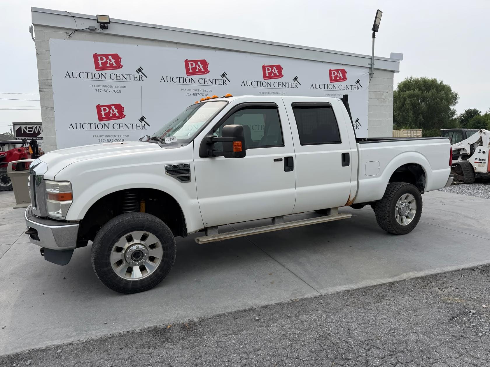 2009 Ford F-250 Equipment Image0