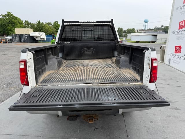 Image of Ford F-250 equipment image 4
