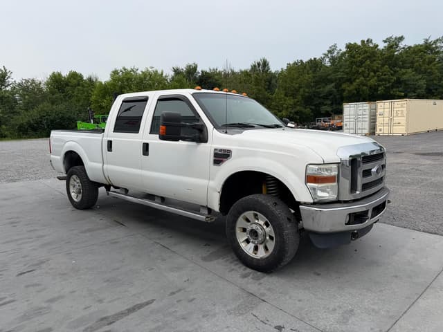 Image of Ford F-250 equipment image 1