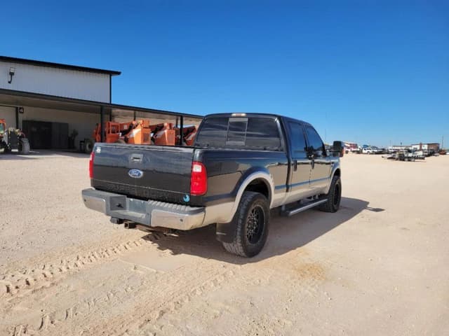 Image of Ford F-250 equipment image 4