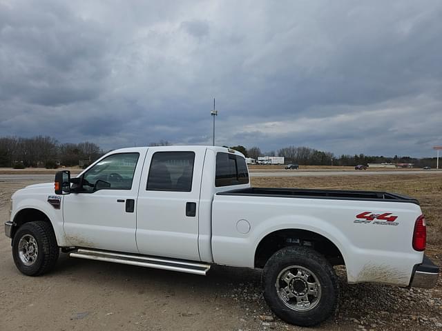 Image of Ford F-250 equipment image 4