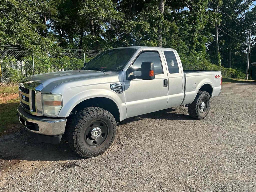 Image of Ford F-250 Primary image
