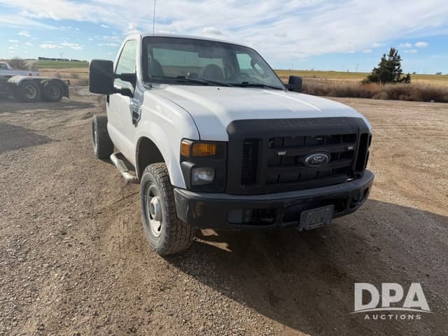 Image of Ford F-250 equipment image 3