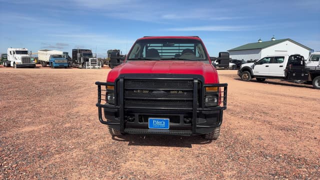Image of Ford F-250 equipment image 1