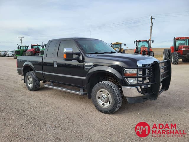 Image of Ford F-250 equipment image 1