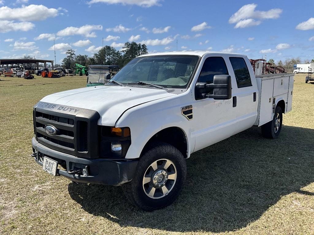 2009 Ford F-350 Equipment Image0
