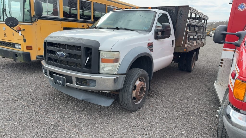2009 Ford F-450 Equipment Image0