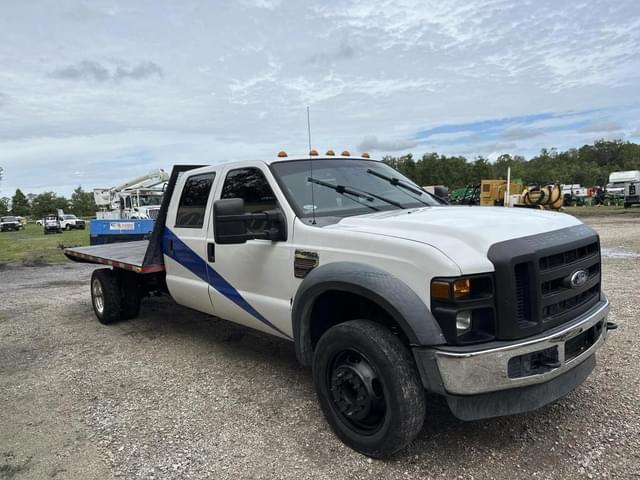 Image of Ford F-450 equipment image 3