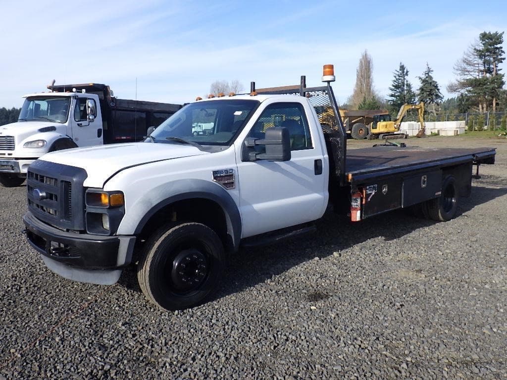 Image of Ford F-550 Primary image