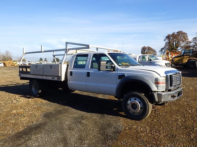 Image of Ford F-550 equipment image 1
