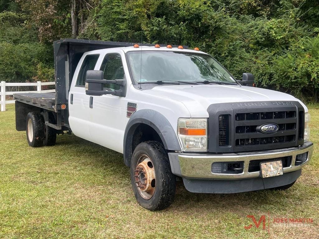 2009 Ford F-550 Equipment Image0