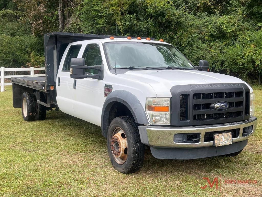 Image of Ford F-550 Primary image