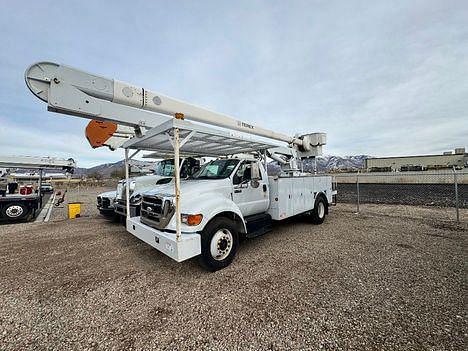 Image of Ford F-750 Primary image