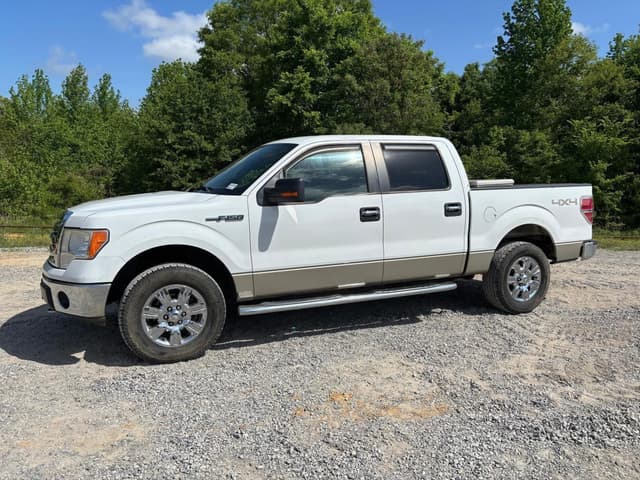Image of Ford F-150 equipment image 1