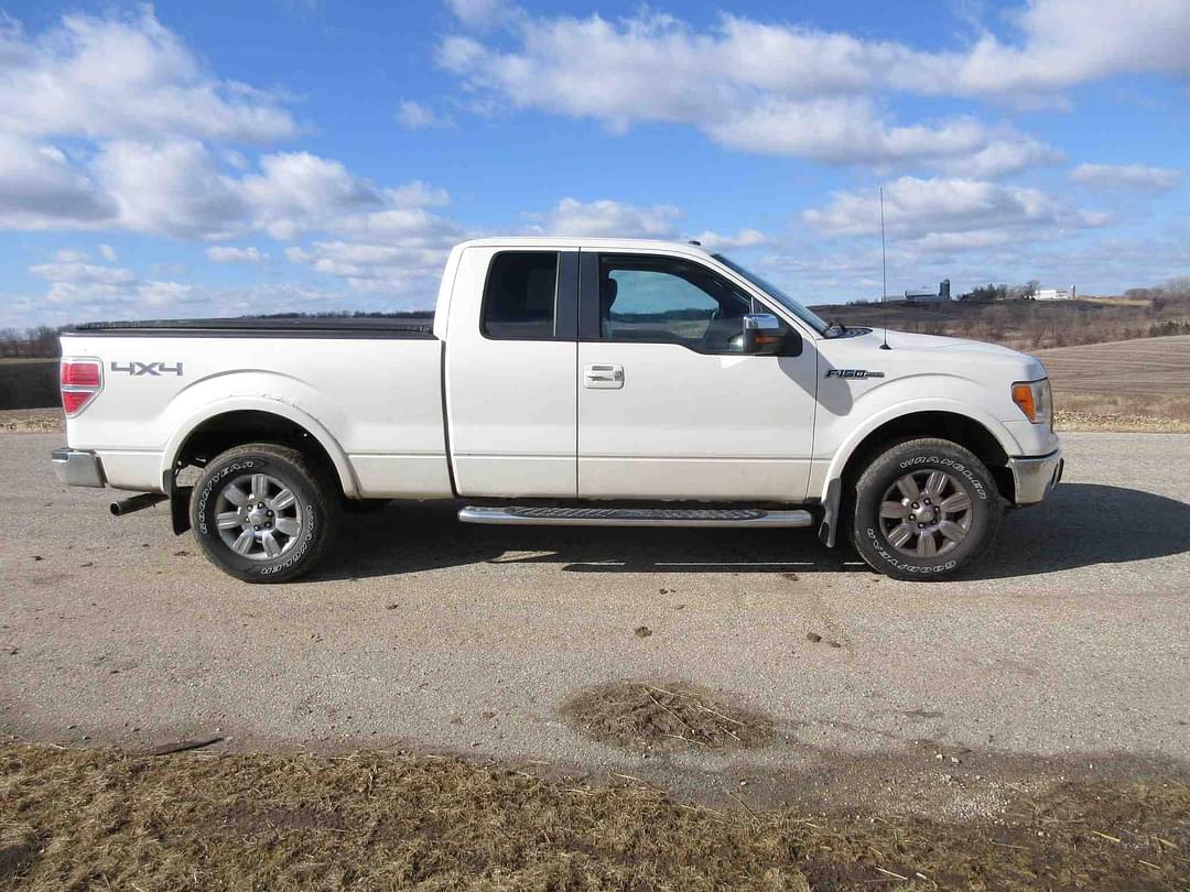 Image of Ford F-150 Primary image