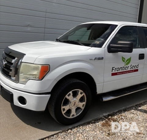 Image of Ford F-150 equipment image 1